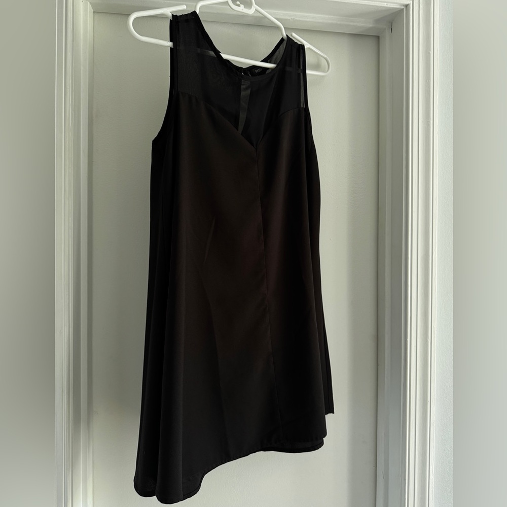 Chic Black Sleeveless Mini Dress